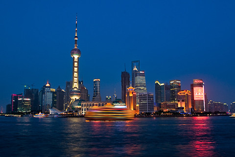 2 Days Essence of Shanghai and Water Town Tour